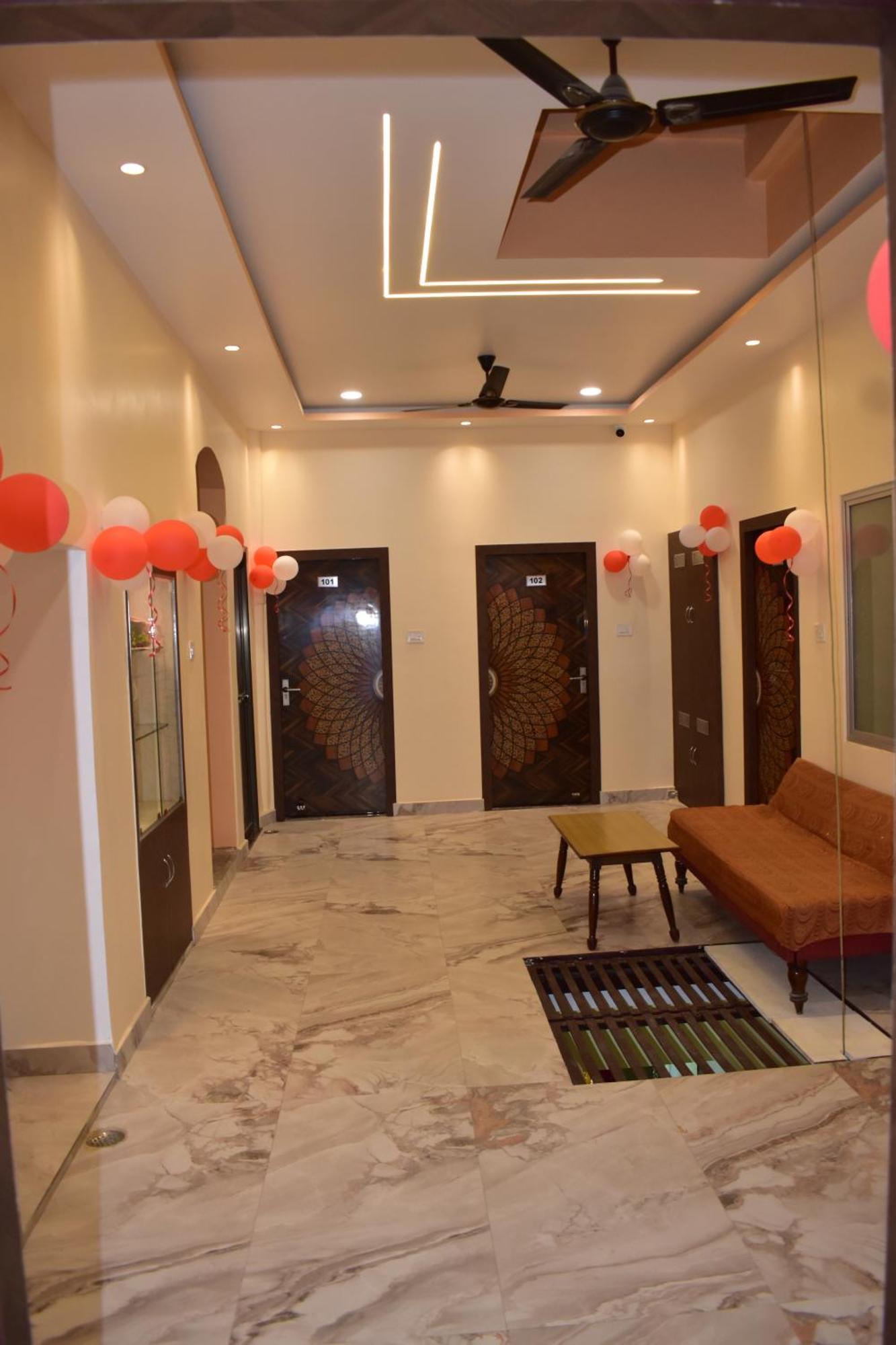 Hotel Ganga Sparsh à Bénarès Extérieur photo